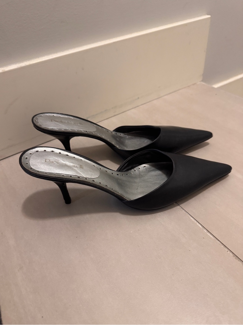 BCBGirls Paolo Corelli Black Pointed-Toe Kitten Heel Mules - Size 8.5 (38)